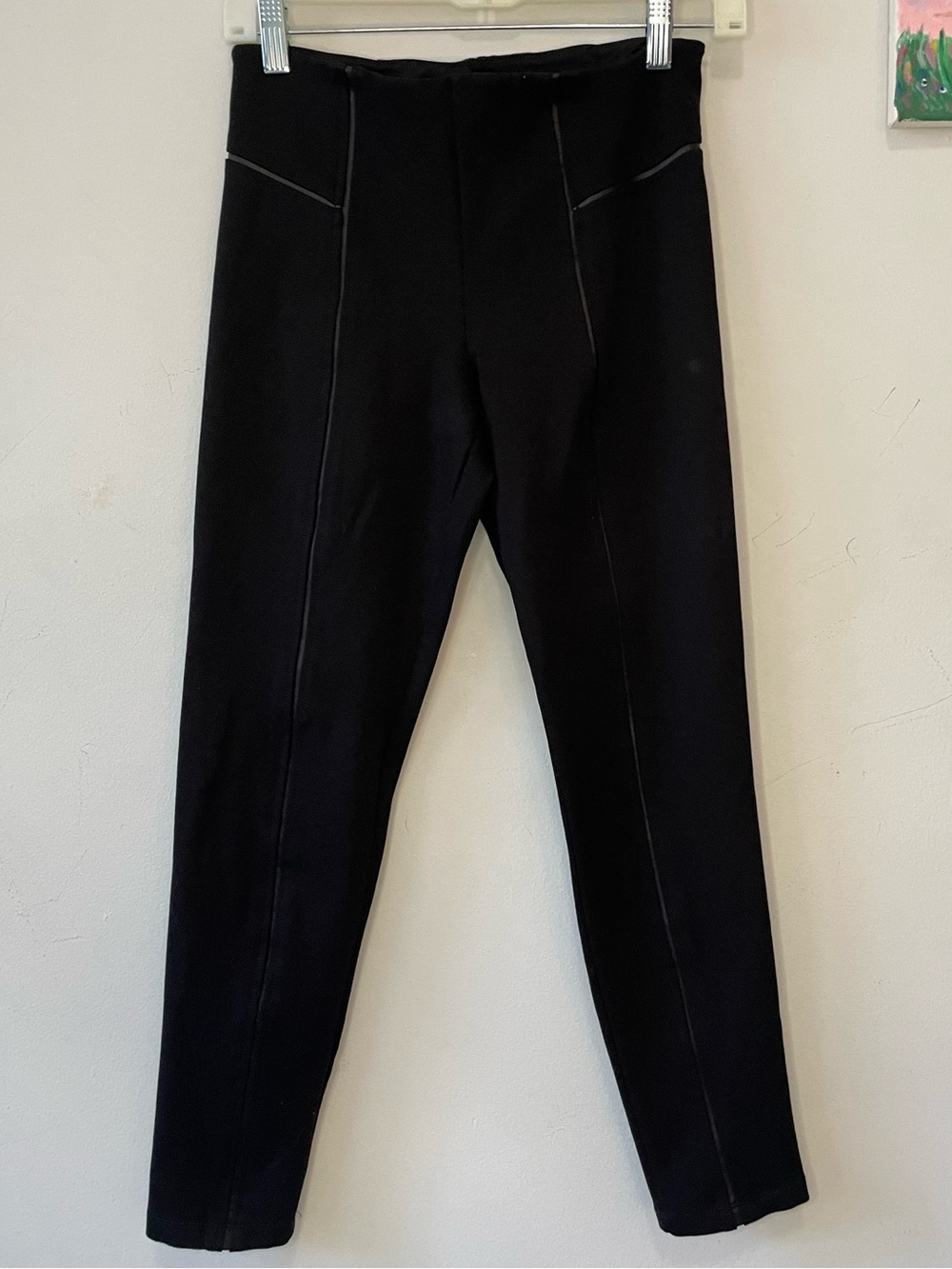 Blue Rain Women’s Classic Black Cropped Cigarette Pants